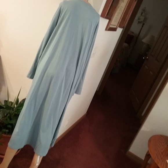 💚NWOT TAGS LONG TOP - Picture 7 of 7